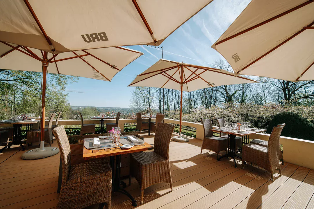 manger-terrasse-chateau-namur-7